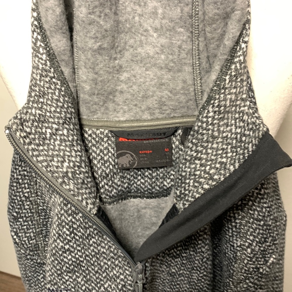 Mammut jacket - Picture 8 of 9